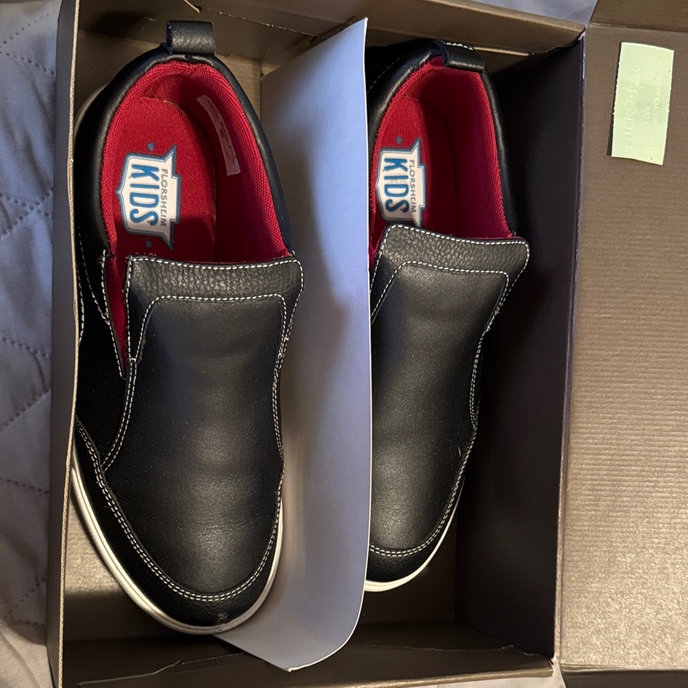 Florsheim 20174 Leather Upper Boy's Shoe - Athletic Slip On - Black